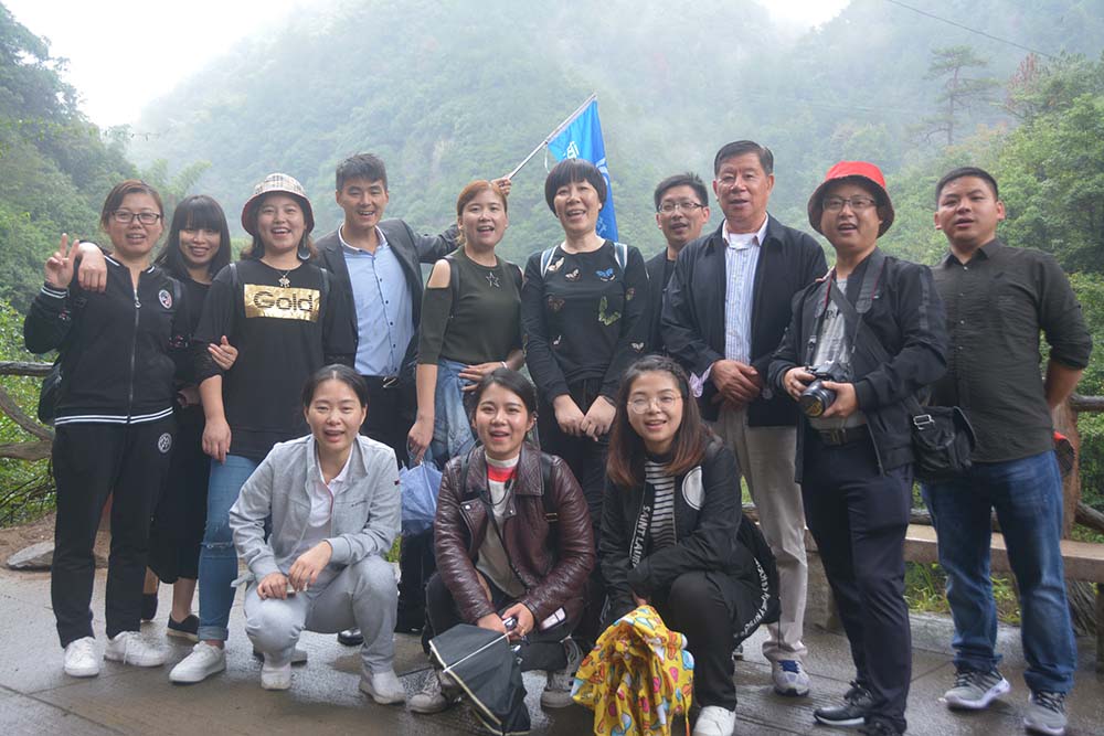  Gangyuan Personeel toeristische activiteit